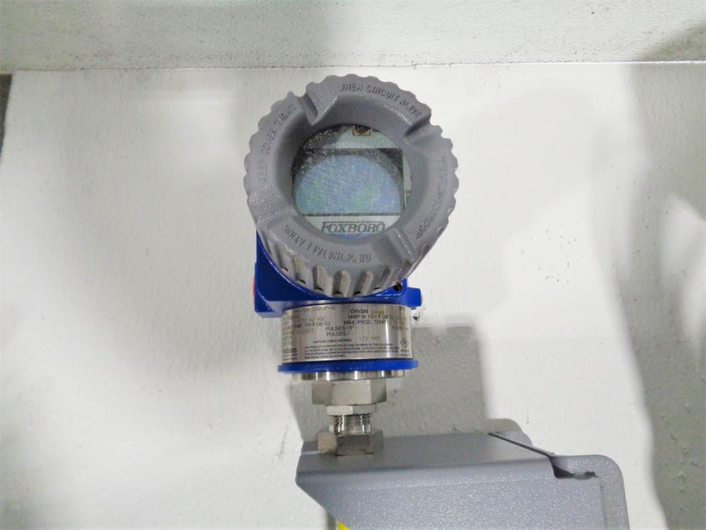 Foxboro 84F Vortex Flowmeter 84F-T04Y3SSRJF-G, Size 4" 600# 316SS w/ Transmitter